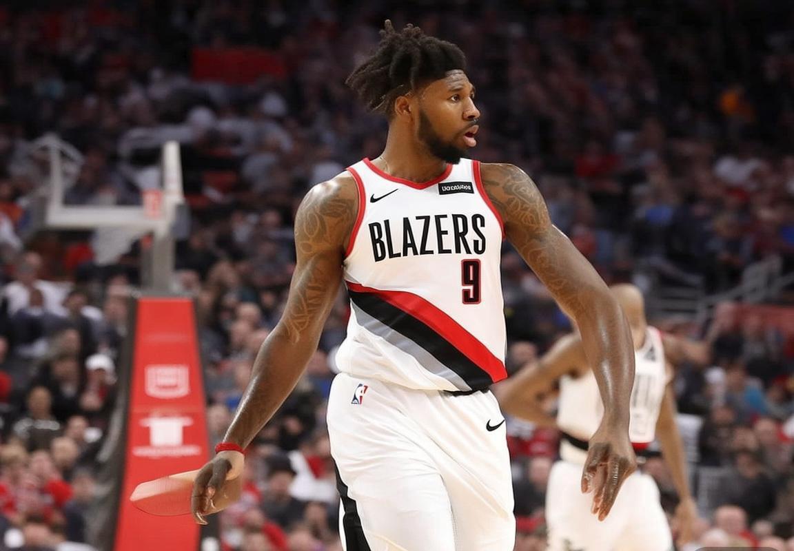 开拓者队交易罗伯特·威廉姆斯启动内线重组，杨瀚森迎第二中锋良机